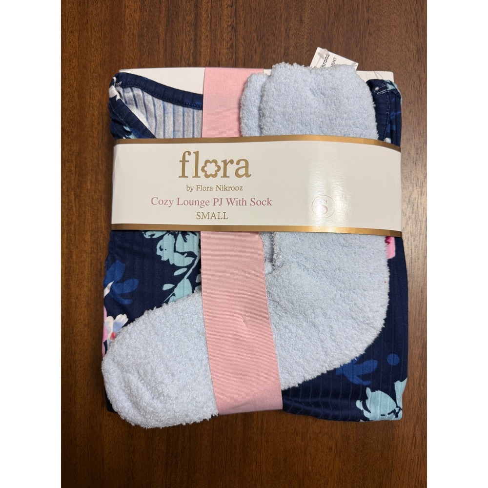Flora by Flora Nikrooz Navy Floral Cozy Lounge PJ Set with Socks Small T90586